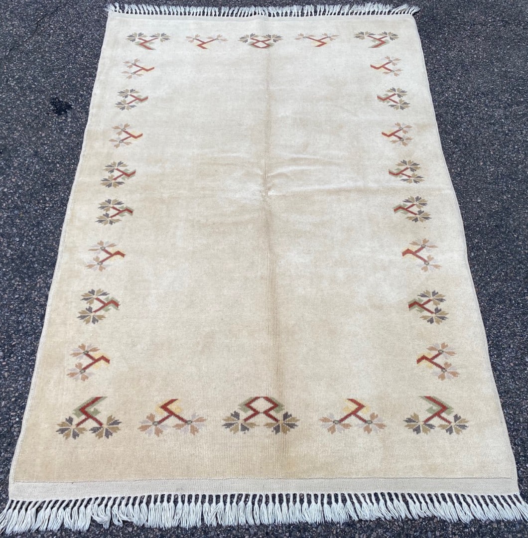MODERN CAUCASIAN HAND KNOTTED RUG, NEW, 3.11 x 5.7 (119cm x 170cm) - 3
