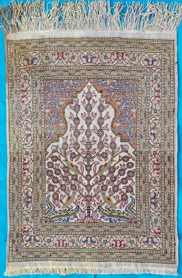 KASHMIR SILK HAND KNOTTED GARDEN OF PARADISE RUG WITH 350+ KPSI, 16IN x 21IN (41cm x 53cm) - 3