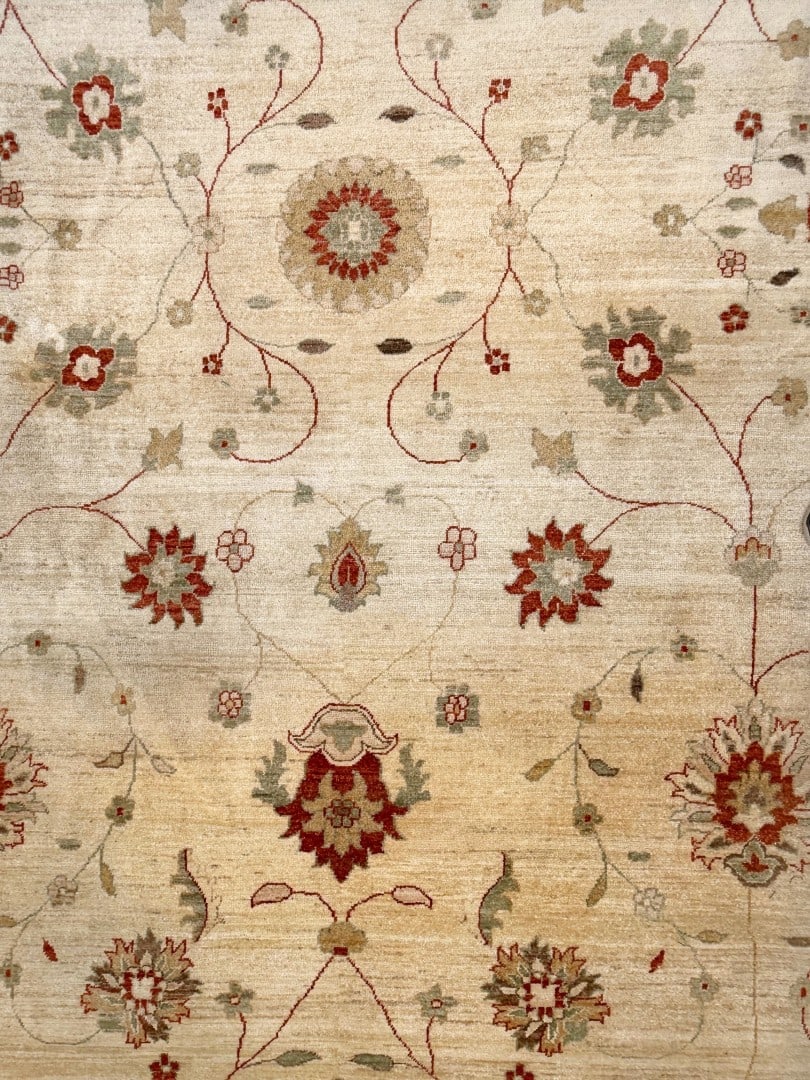 MANSION SIZED OUSHAK HAND KNOTTED RUG, 12.1 x 17.7 (368cm x 536cm) - 7