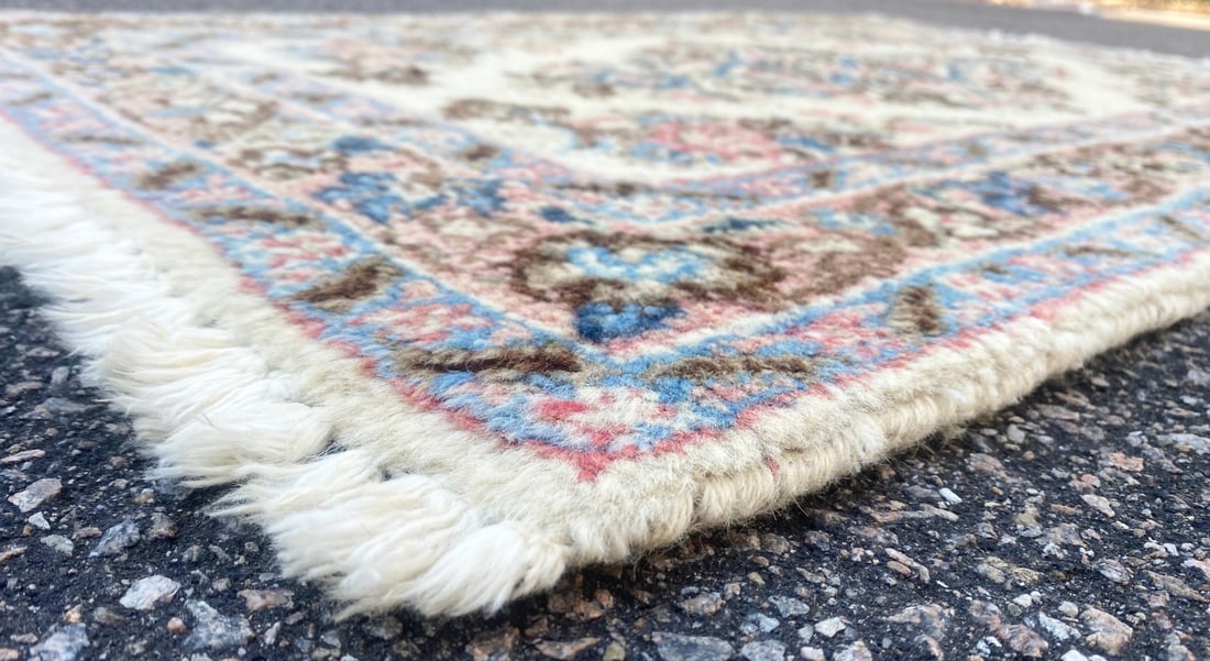 KERMAN HAND KNOTTED RUG, 2.0 x 2.11 (61cm x 89cm) - 2