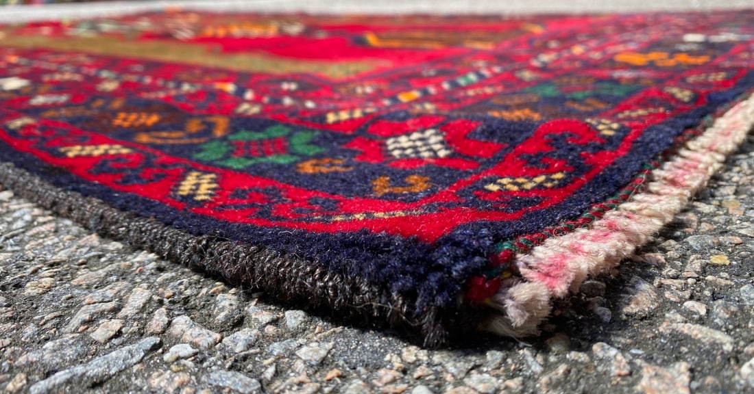 SIGNED AFGHANI BALOUCH HAND KNOTTED PRAYER RUG, NEW, 2.8 x 4.3 (81cm x 130cm) - 4