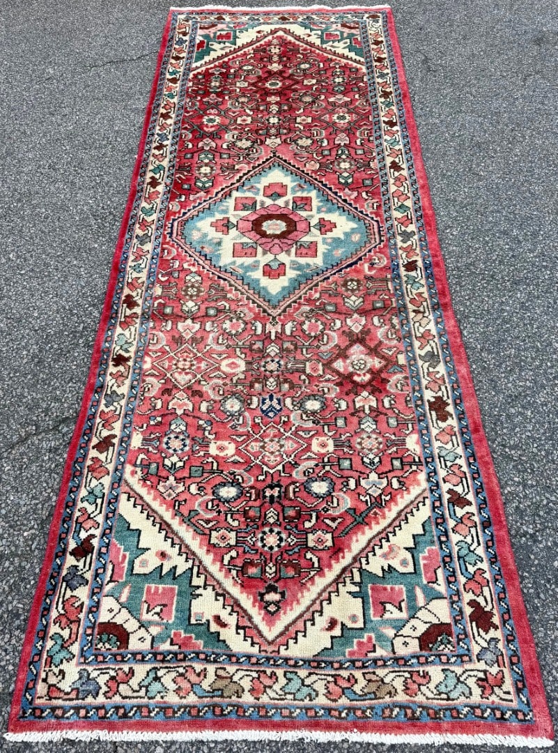 VINTAGE PERSIAN HAMADAN HAND KNOTTED RUNNER, 3.6 x 10.0 (107cm x 305cm) - 2