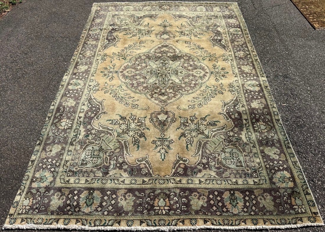 ANTIQUE PERSIAN TABRIZ HAND KNOTTED RUG, 6.5 x 10.0 (196cm x 305cm) - 3
