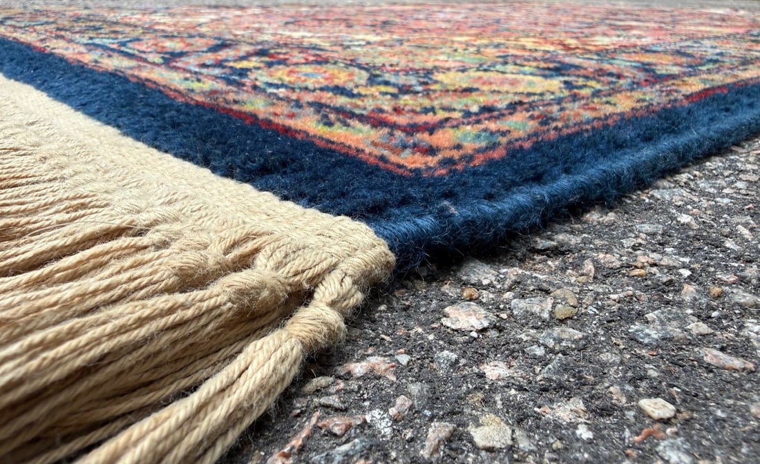 KARASTAN ISFAHAN RUG, 2.11 x 5.0 (89cm x 152cm) - 2