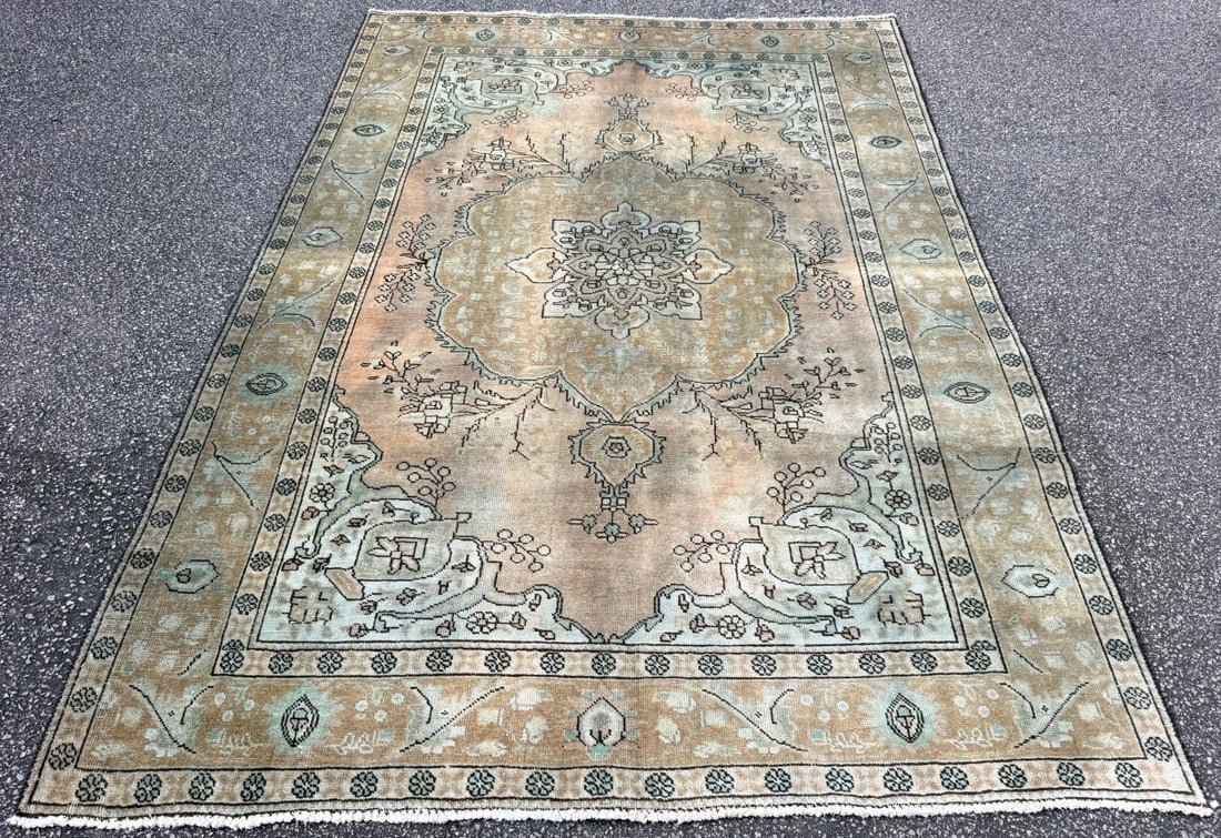 ANTIQUE PERSIAN TABRIZ HAND KNOTTED RUG, 6.7 x 9.5 (201cm x 287cm) - 2
