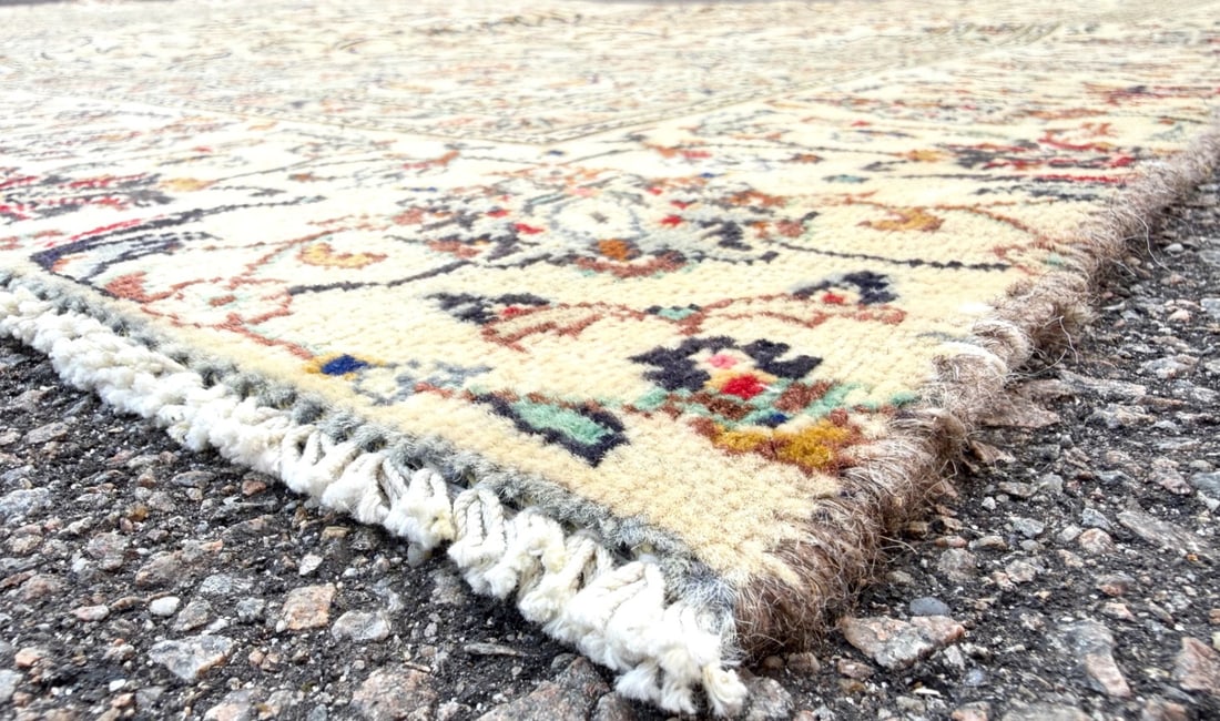 VINTAGE PERSIAN NAIN HAND KNOTTED RUG, 5.6 x 9.2 (137cm x 279cm) - 4