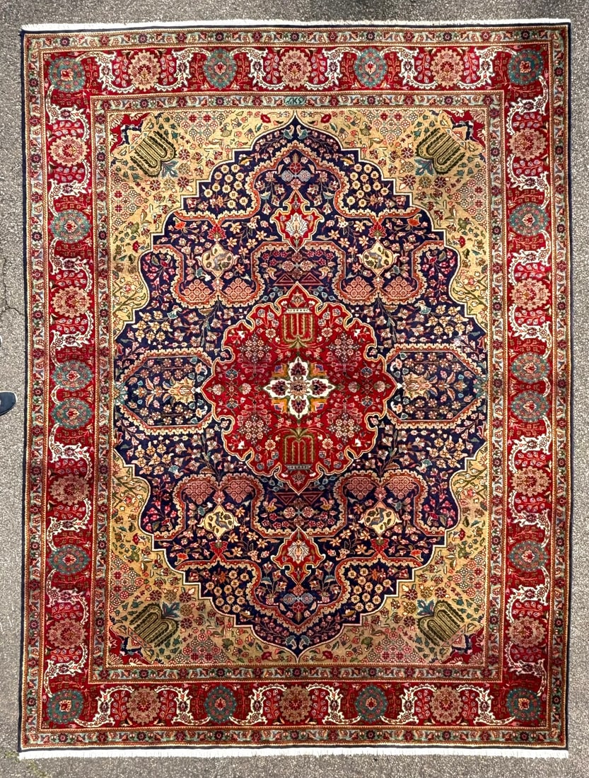 SIGNED PERSIAN TABRIZ RUG, MASTER WORKSHOP MEDALLION RUG WITH GOLDEN FIELD, HAND KNOTTED, 9.8 x: A finely executed, signed Persian Tabriz carpet distinguished by its exceptionally crisp drawing, luminous ivory field, and intricate medallion composition, representing a level of refinement associat