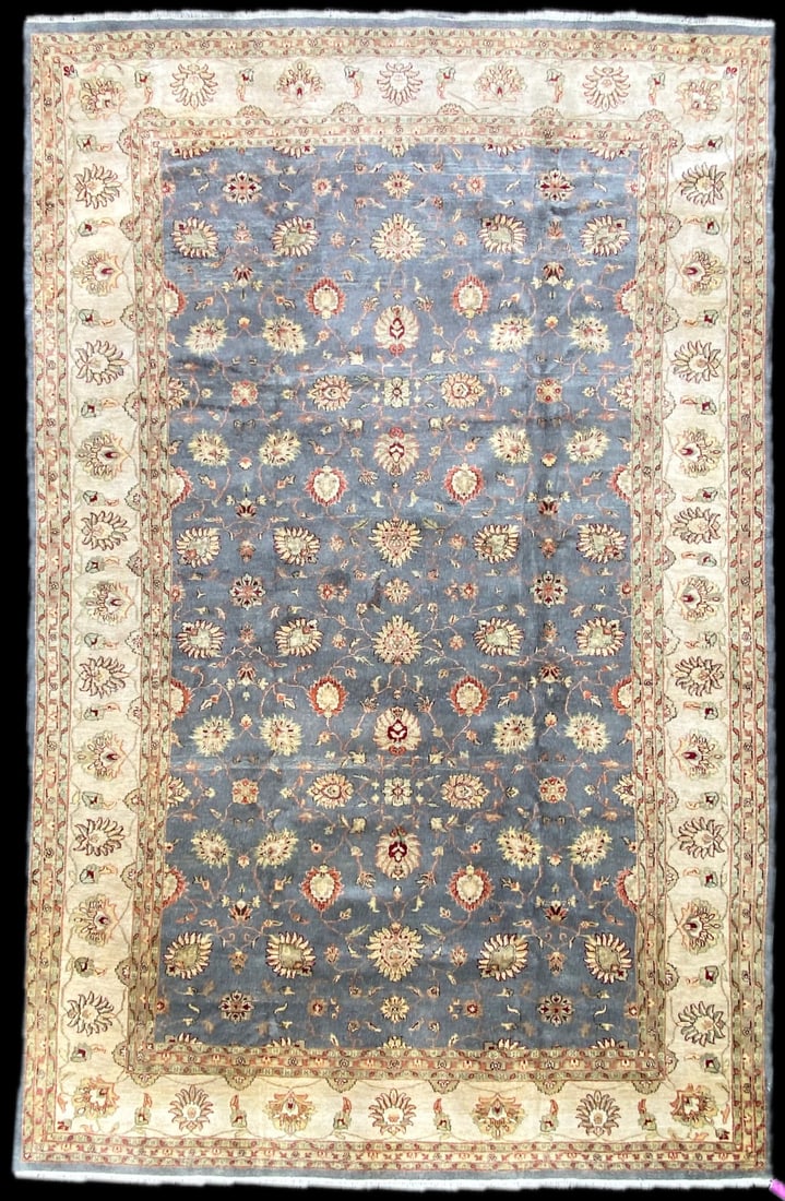 MANSION SIZED CHOBI HAND KNOTTED RUG, 11.8 x 18.0 (356cm x 549cm): Mansion sized Chobi rug was hand knotted in Pakistan of 100% natural wool on a cotton foundation. This rug has full wool piles and is in like new condition. Beautiful colors and made from vegetable dy