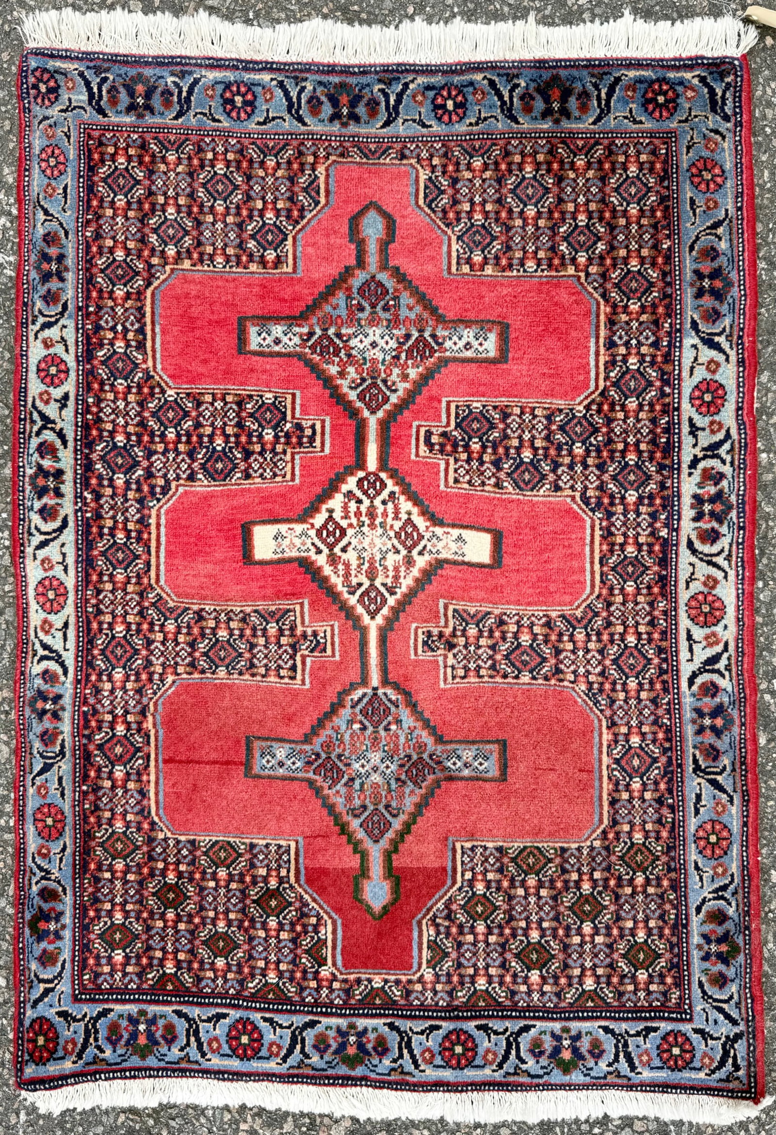 VINTAGE PERSIAN BIDJAR HAND KNOTTED WOOL, GEOMETRIC MEDALLION SCATTER RUG, 2.3 x 3.1 (69cm x 97cm): A vintage, Persian Bidjar rug that was hand knotted in Iran of 100% natural wool with a cotton foundation. This finely woven Persian Bijar rug from Northwest Iran features a classic geometric medallio