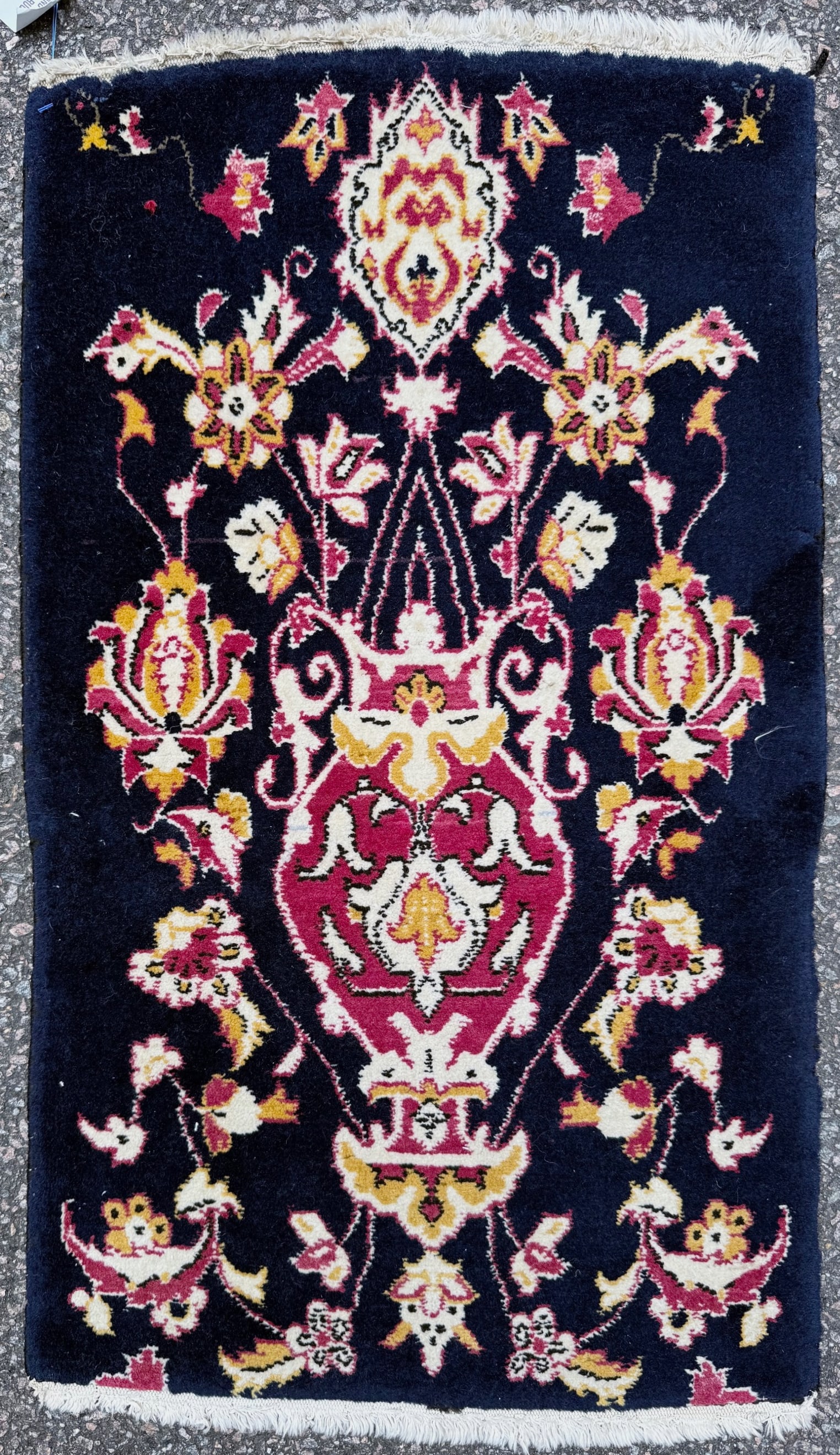VINTAGE PERSIAN LILIHAN HAND KNOTTED RUG, 1.5 x 2.7 (43cm x 79cm): Persian Lilihan rug was hand knotted in Iran of 100% natural wool on a cotton foundation. The rug is 50+ years old, has full wool piles and is in like new condition. Beautiful colors and made with exc