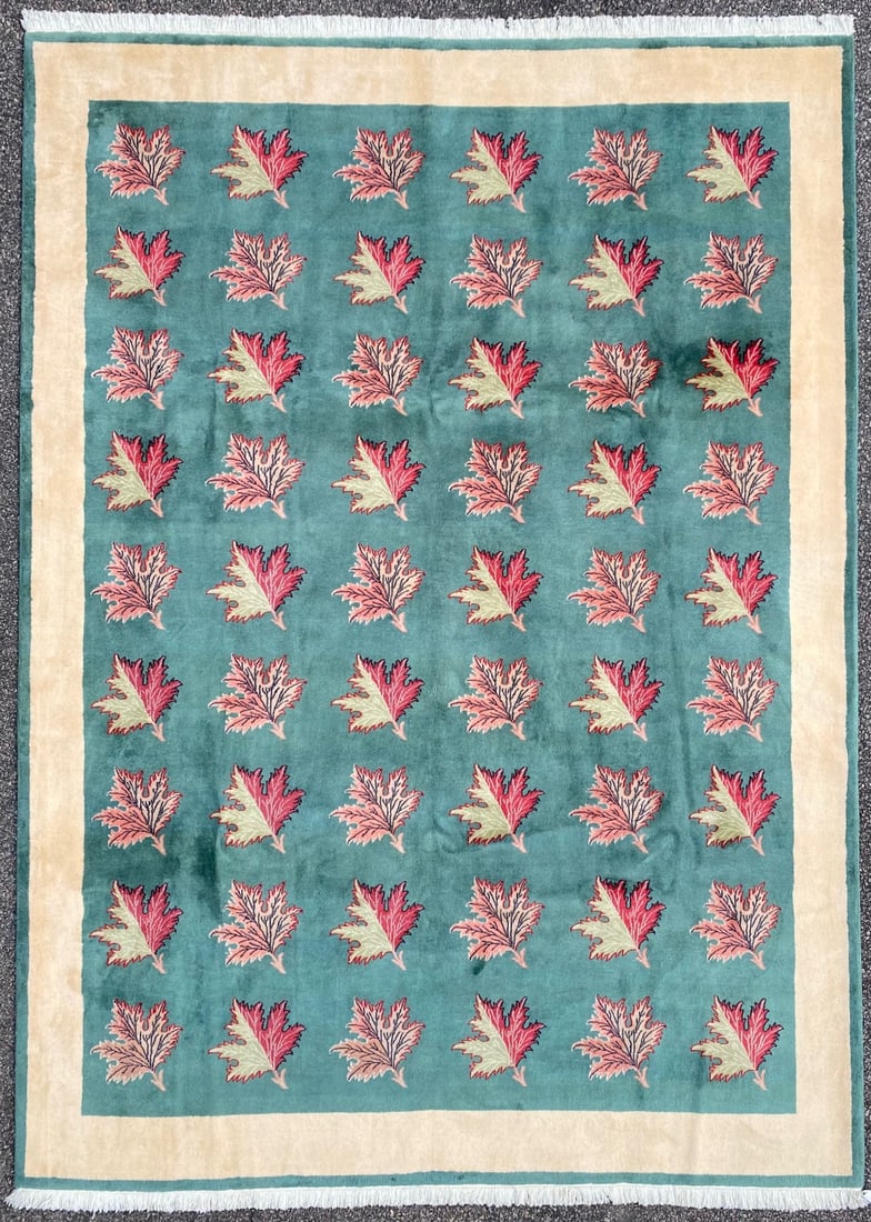 MODERN, NEW PERSIAN HAND KNOTTED RUG WITH 200+ KPSI, 7.0 x 9.5 (213cm x 287cm): This New, Modern Persian rug was hand knotted in Iran, and has full wool piles on a cotton foundation. This rug is in brand new condition and has knots per square inch in excess of 200. Beautiful colo