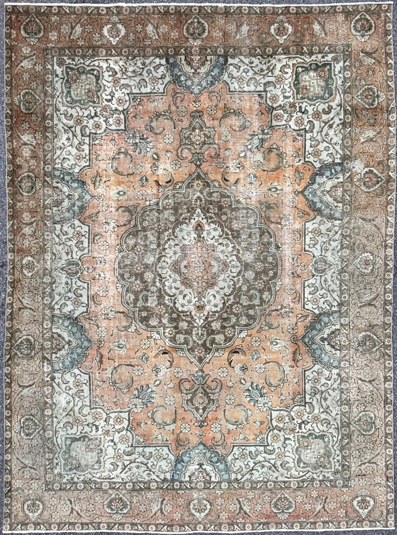 ANTIQUE PERSIAN SAROUK HAND KNOTTED, 9.7 x 13.0 (292cm x 396cm): This Antique Persian Sarouk rug was hand knotted in Iran (Persia) of 100% natural wool and has a cotton foundation. This rug is 90+ years old, has medium to low, wool piles and is in excellent conditi