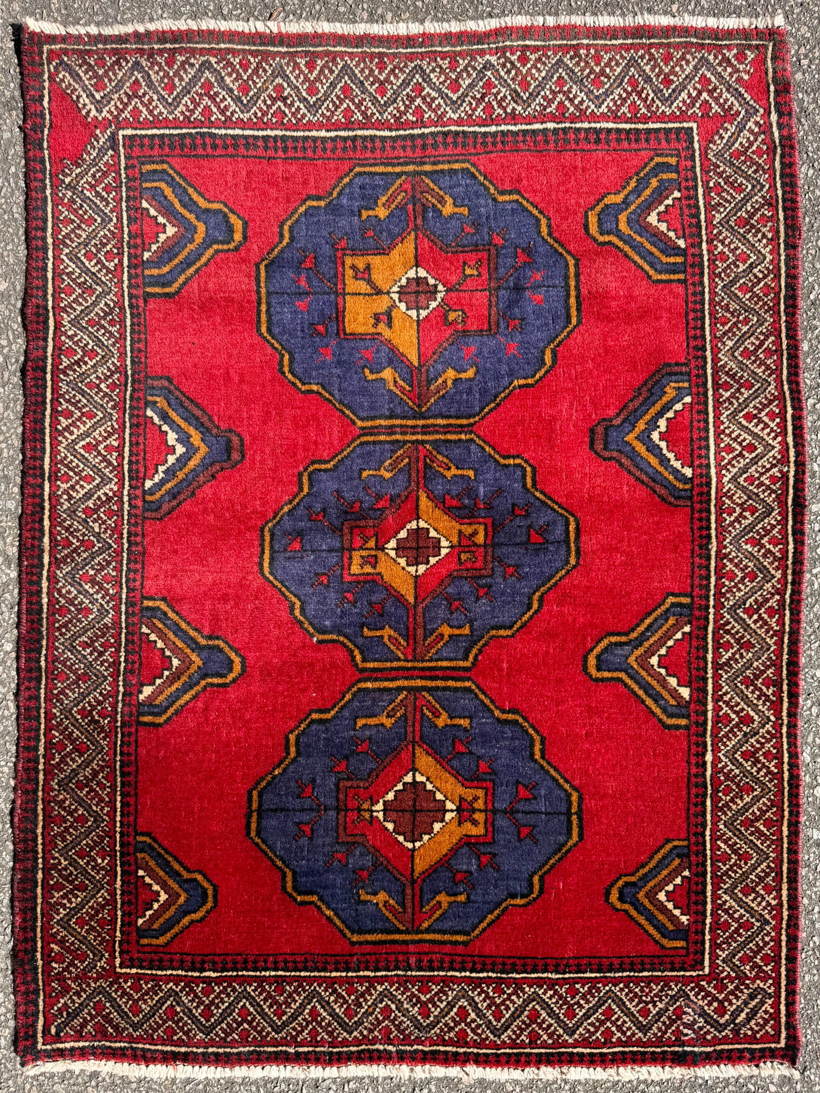 VINTAGE HAND-KNOTTED PAKISTANI BUKHARA RUG, RICH CRIMSON FIELD WITH INDIGO MEDALLIONS, 3.1 x 4.0 (1 of 5)