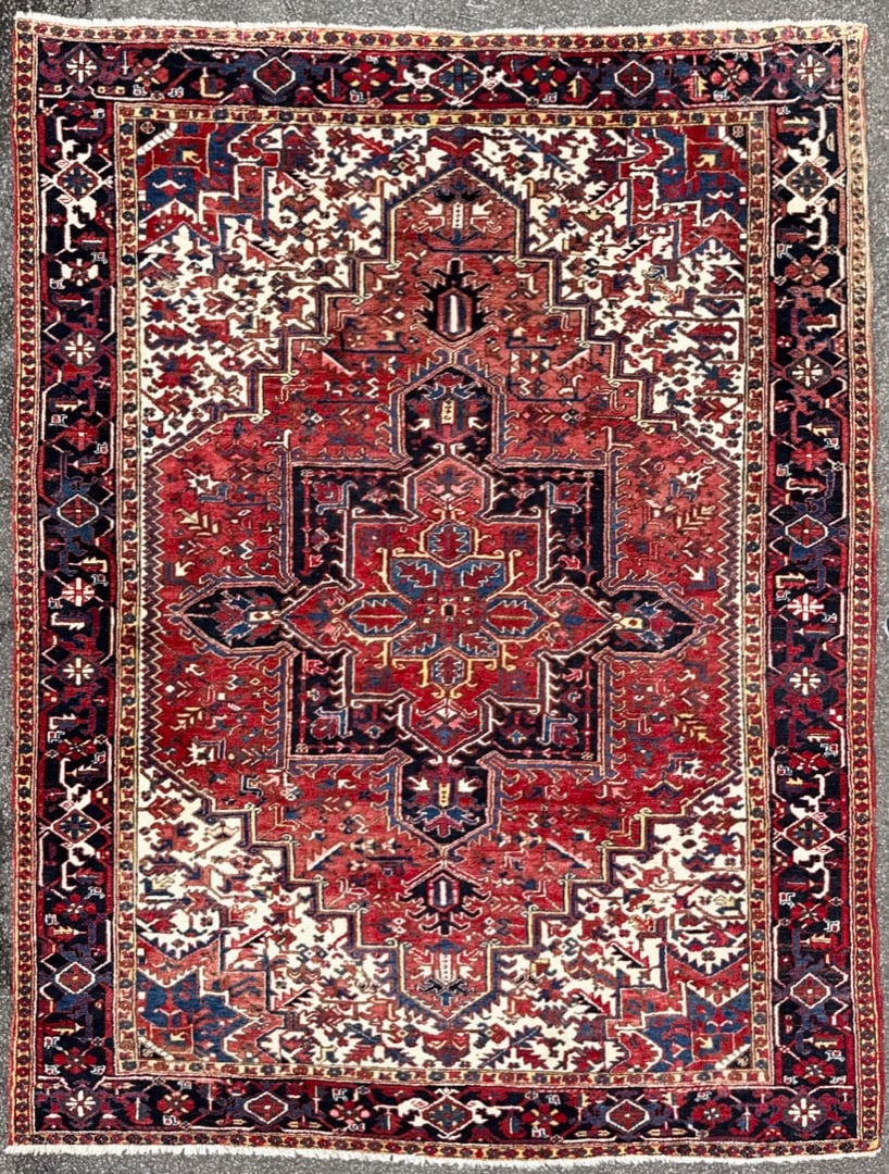 VINTAGE PERSIAN HERIZ HAND KNOTTED RUG, 8.8 x 11.2 (264cm x 340cm): Vintage Persian Heriz rug was hand knotted in Iran of 100% natural wool on a cotton foundation. This rug is 50+ years old, has full wool piles and is in excellent condition for its age. Beau
