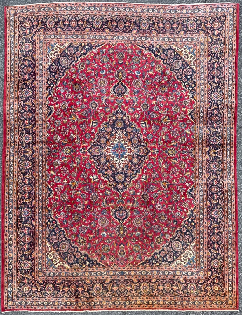 ANTIQUE PERSIAN KASHAN HAND KNOTTED RUG, 9.8 x 12.8 (295cm x 386cm): Antique Persian Kashan rug was hand knotted in Iran of 100% natural wool on a cotton foundation. This rug is 80+ years old, has full wool piles and is in excellent condition for its age. Bea
