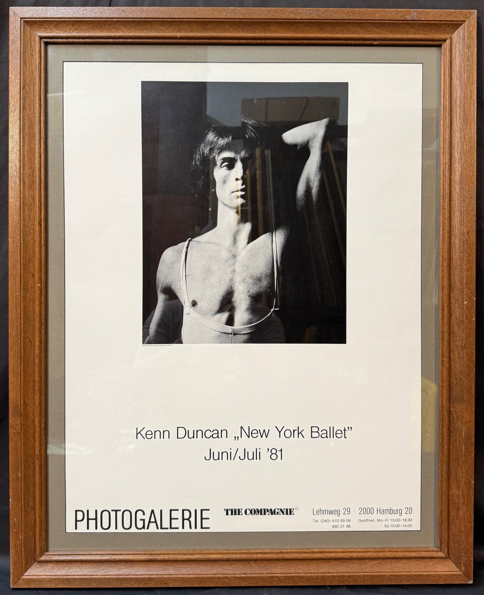 KENN DUNCAN (1928-1986) ORIGINAL PHOTOGRAPHY EXHIBITION POSTER, 26.5IN X 31.5IN (67cm x 80cm): This is an original, vintage exhibition poster for photographer Kenn Duncan’s (1928-1986) show titled “New York Ballet”, held at Photogalerie, The Compa