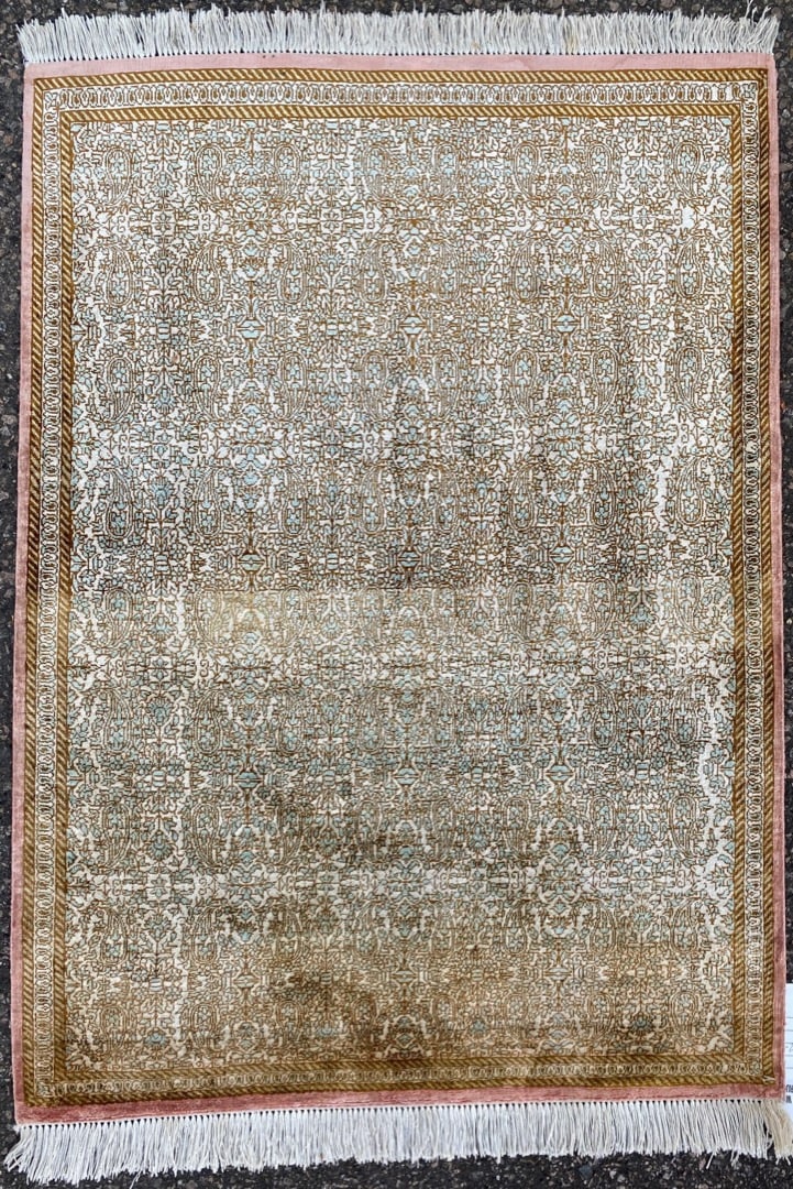 KASHMIR SILK HAND KNOTTED RUG WITH 600+ KPSI, 1.11 x 2.7 (58cm x 79cm): This Kashmir rug, was hand knotted in India of 100% silk on a cotton foundation. This rug has full wool piles and is in like new condition. This rug has knots per square inch in excess of 60