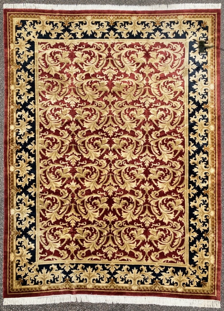 TIBETAN HAND KNOTTED RUG, 9.0 x 12.0 (274cm x 366cm): Tibetan style rug was hand knotted of 100% wool in Nepal on a cotton foundation. This rug has full, thick wool piles and is in like new condition, very plush and soft. Beautiful colors with excel