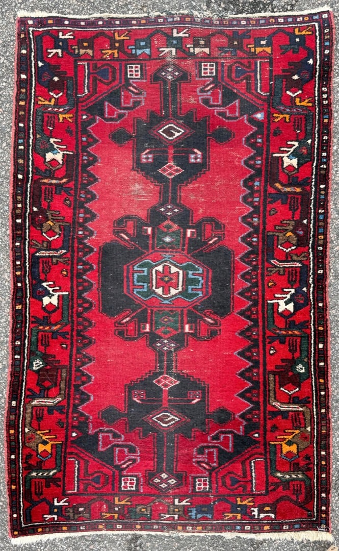VINTAGE PERSIAN HAMADAN HAND KNOTTED RUG, 3.2 x 5.0 (97cm x 152cm): Vintage Persian Hamadan rug was hand knotted in Iran of 100% natural wool on a cotton foundation. This rug is 60+ years old, has medium to low wool piles and is in excellent condition for its age