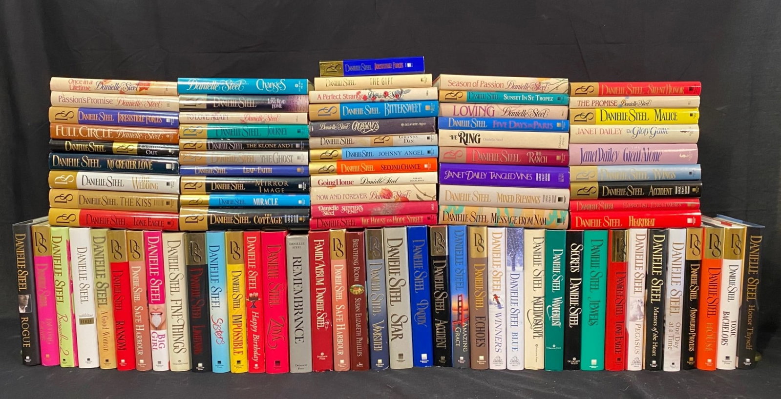 DANIELLE STEELE BOOK COLLECTION ? 87 VOLUMES: A large collection of 87 Danielle Steele books. 86 hard cover books with dust jackets. All books are in Fine to Near Fine condition. There is only one paperback. You can see all of the titles for all 