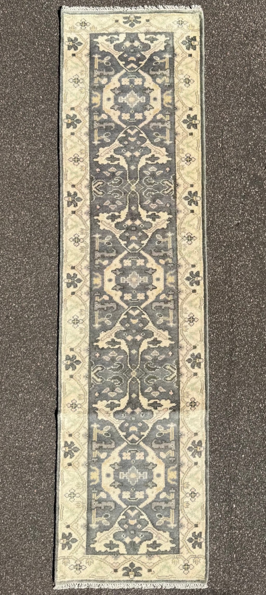 OUSHAK HAND KNOTTED RUNNER, NEW, 2.6 x 10.0 (76cm x 305cm): Offered here is an Oushak runner was hand knotted in Turkey of 100 percent natural wool on a cotton foundation. The rug has full wool piles and is in brand new condition. Rendered in an eleg