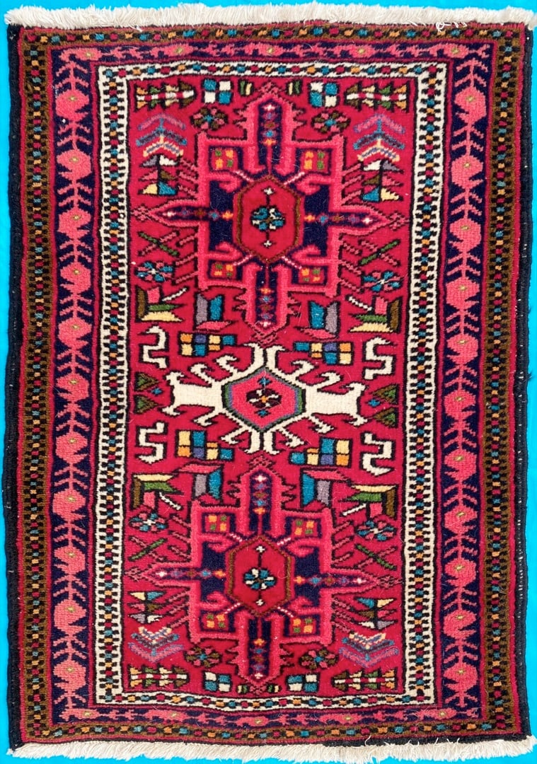 PERSIAN HAMADAN PRAYER RUG, 2.2.x 3.0 (66cm x 91cm): Antique Hamadan rug was hand knotted in Iran of 100% wool with a cotton foundation. This rug is 80+ years old, has medium wool piles and is in excellent condition for its age. Beautiful colors with ex