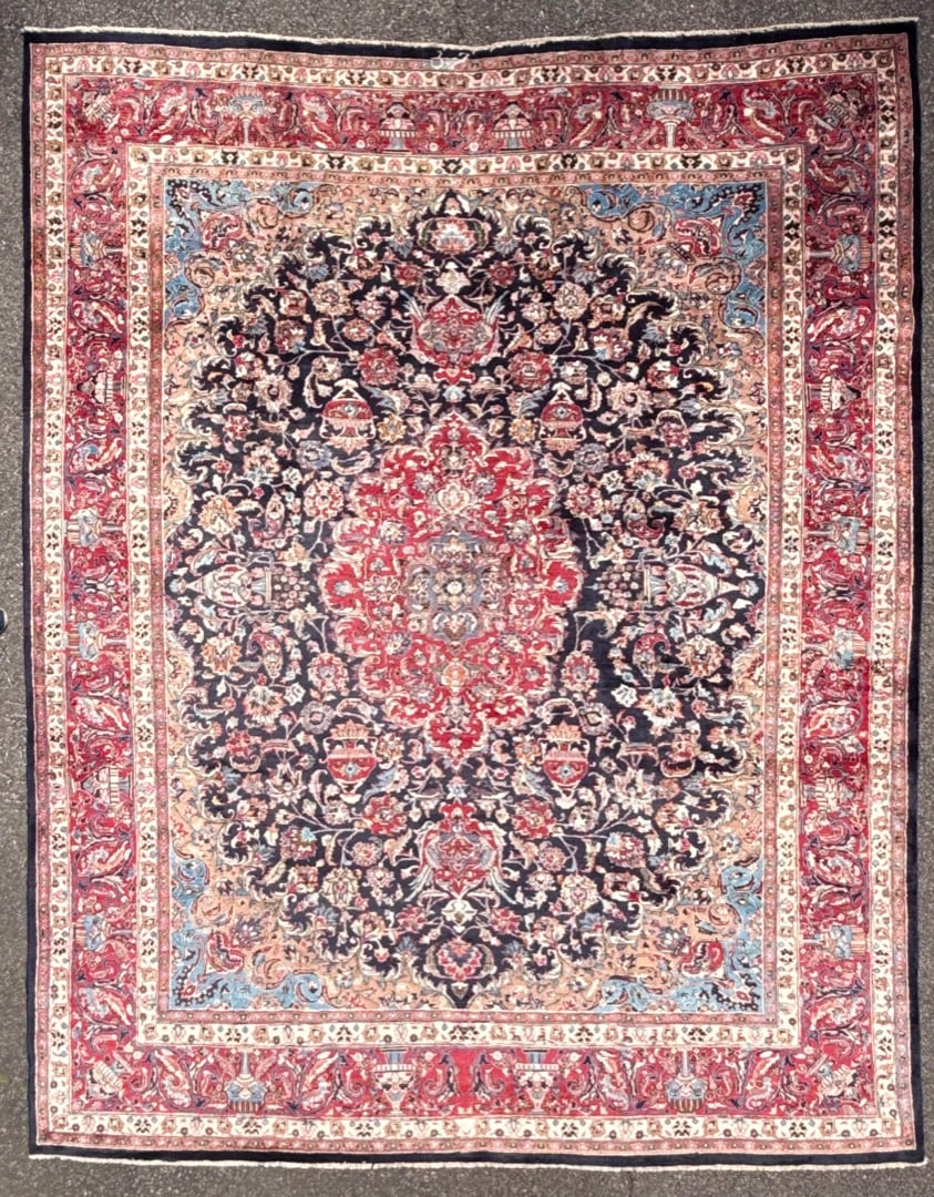 SIGNED PERSIAN KASHAN PICTORIAL HAND KNOTTED RUG, 9.8 x 12.3 (295cm x 373cm): This Vintage Persian Kashan rug was hand knotted in Iran of 100% natural wool on a cotton foundation. This rug is 60+ years old, and is signed within the border cartouche, indicating workshop att