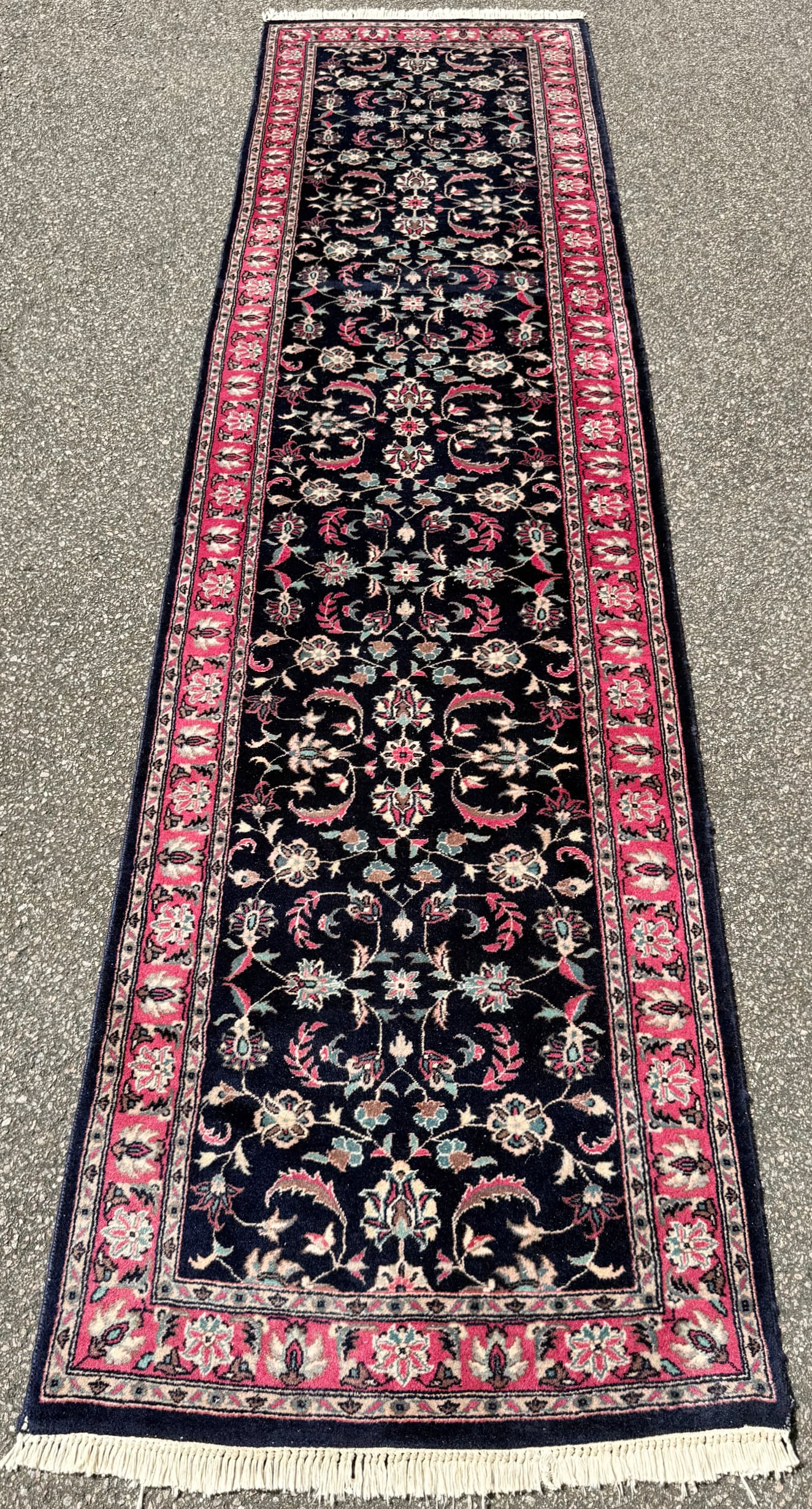 KASHAN HAND KNOTTED RUNNER, 2.9 x 10.5 (125cm x 318cm) (1 of 5)
