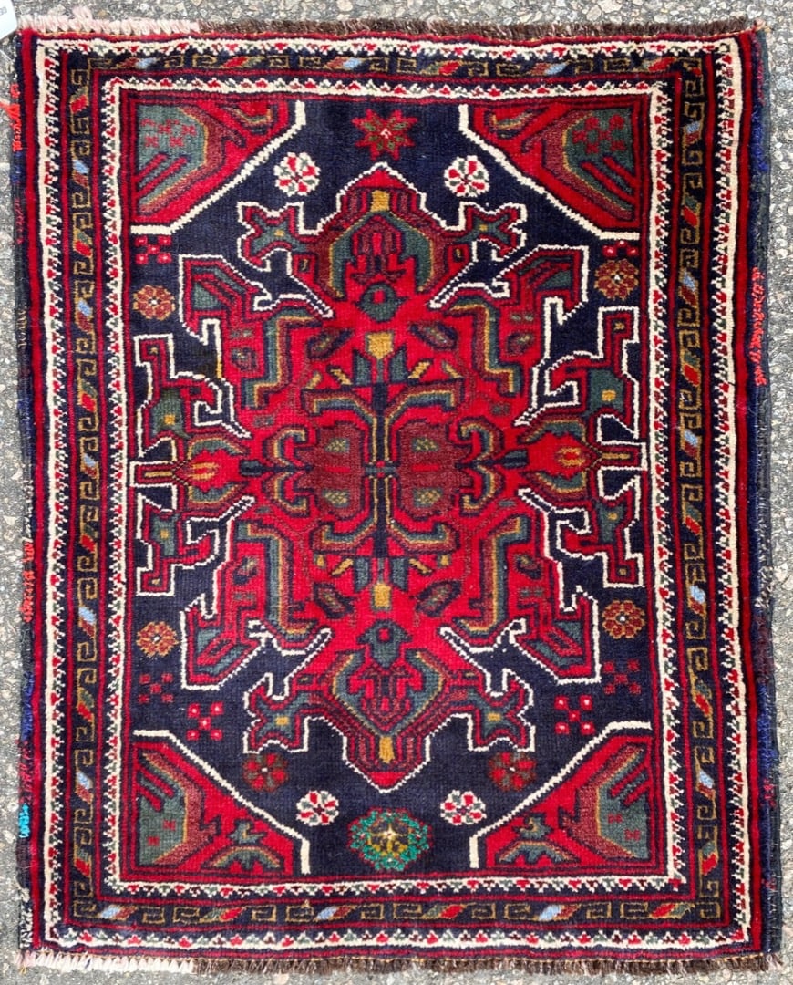 PERSIAN HAMADAN HAND KNOTTED RUG, 1.9 x 2.2 (53cm x 66cm): Hamadan rug was hand knotted in Iran of 100 percent wool with a cotton foundation. This rug has medium wool piles and is in excellent condition. Beautiful colors with excellent quality, showing s