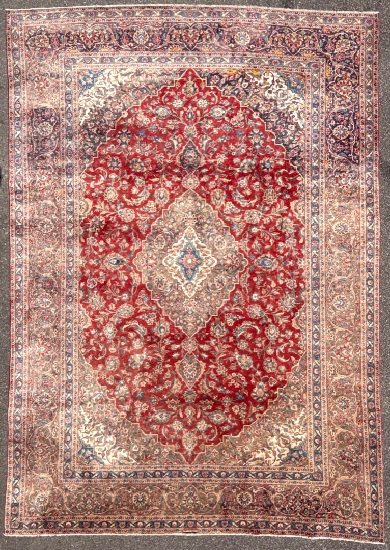 ANTIQUE CLASSIC PERSIAN KASHAN HAND KNOTTED RUG, 9.3 x 13.0 (282cm x 396cm): Antique Persian Kashan rug was hand knotted in Iran of 100 percent natural wool on a cotton foundation. This rug is 90+ years old, has medium to low wool piles and is in excellent condition for i