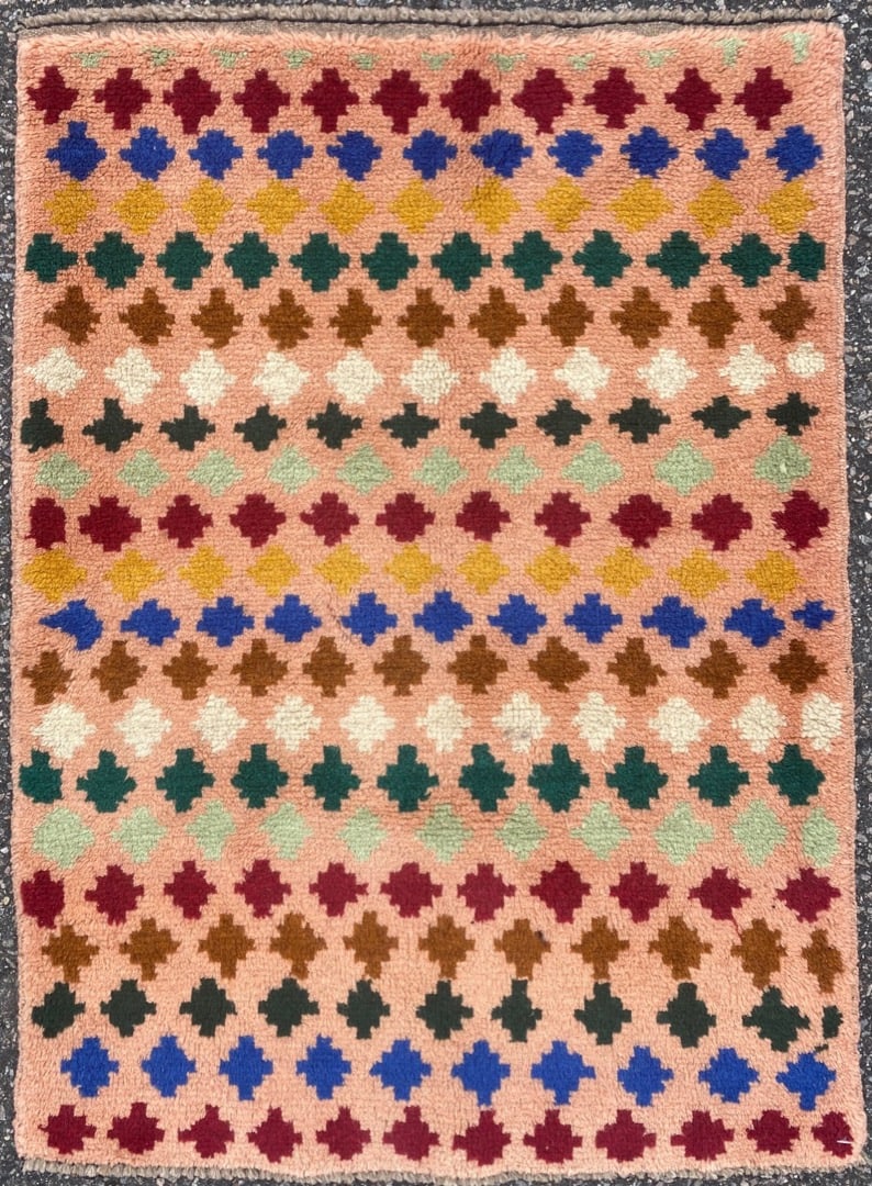 GABBEH HAND KNOTTED RUG, NEW, 2.1 x 2.10 (64cm x 89cm): Gabbeh rug was hand knotted in India of 100% natural wool on a cotton foundation. The rug has full, wool piles and is in brand new condition. Beautiful colors with excellent quality. No