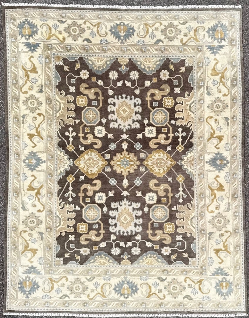 OUSHAK HAND KNOTTED RUG, 7.10 x 10.1 (239cm x 307cm): This Oushak rug was hand knotted in Turkey of 100 percent natural wool on a cotton foundation. The rug has full wool piles and is in excellent condition. Beautiful colors and made with excel