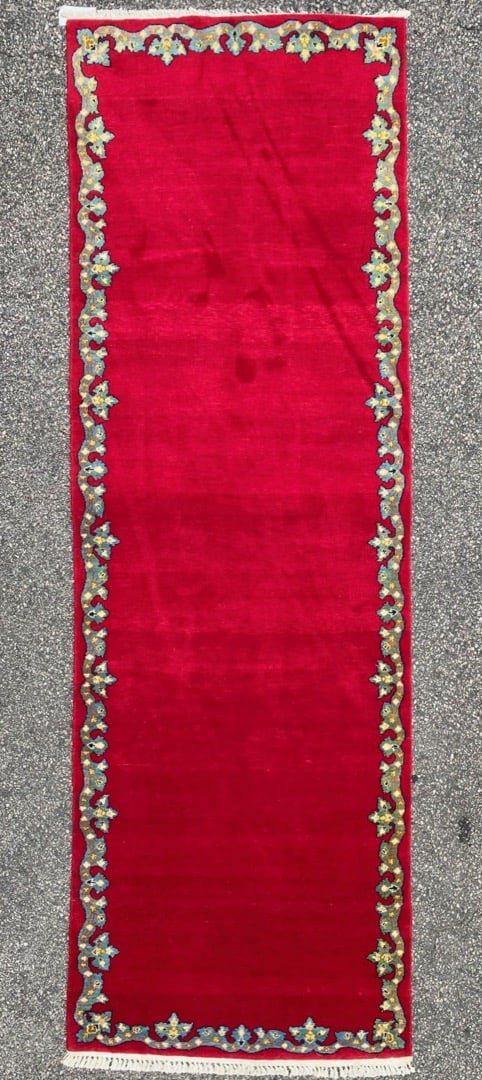 PERSIAN KASHAN HAND KNOTTED RUNNER, NEW, 3.4 x 10.5 (102cm x 317cm): Persian Kashan runner was hand knotted in Iran of 100 percent natural wool on a cotton foundation. It has full wool piles and is in brand new condition. Beautiful colors with excellent quali