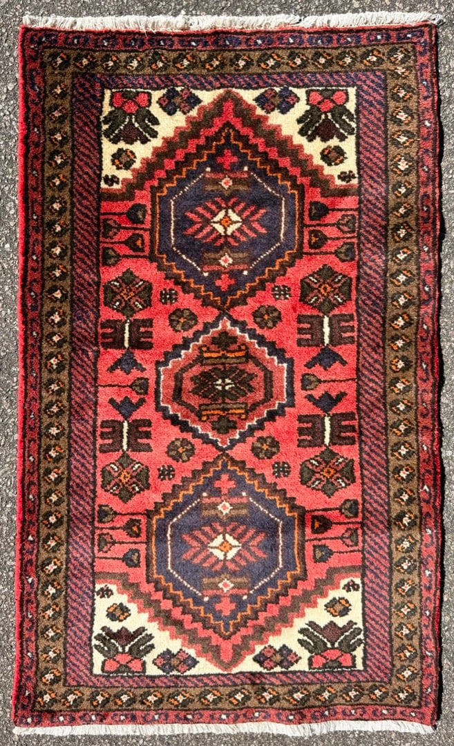 VINTAGE PERSIAN HAMADAN HAND KNOTTED RUG, 2.5 x 4.1 (74cm x 124cm): Vintage Persian Hamadan rug was hand knotted in Iran of 100% natural wool. This rug is 50+ years old, has medium wool piles and is in excellent condition for its age. Beautiful colors with excell