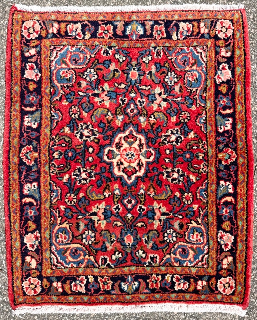 VINTAGE PERSIAN KASHAN HAND KNOTTED RUG, 2.7 x 3.1 (79cm x 94cm): Vintage Persian Kashan rug, was hand knotted in Iran of 100% natural wool on a cotton foundation. This rug is 50+ years old, has full wool piles and is in excellent condition for its age. This Pe