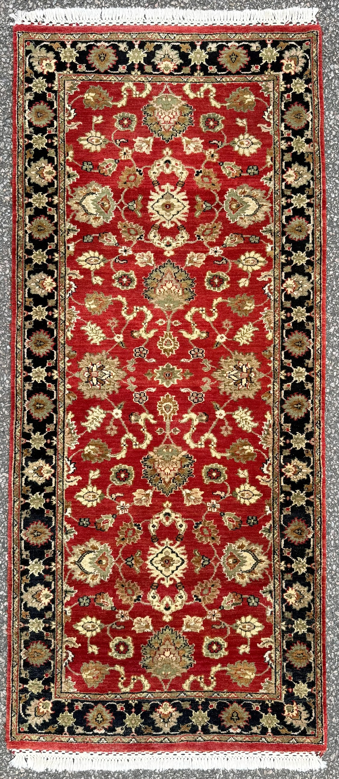 AGRA HAND KNOTTED RUG, 2.8 x 6.0 (81cm x 183cm) (1 of 4)