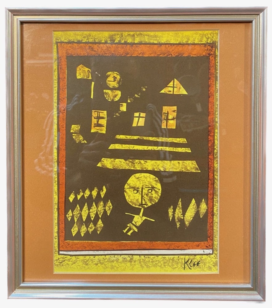 PAUL KLEE (1879-1940) SILK SCREEN SERIGRAPH TITLED KIND AN DER FREITREPPE ? 12IN x 14IN (30cm x: Paul Klee (1879-1940) mid-century, silk screen serigraph titled Kind an der Freitreppe or Child on Open Stairway, after the original which was painted in 1923. It is matted and framed under glass and 