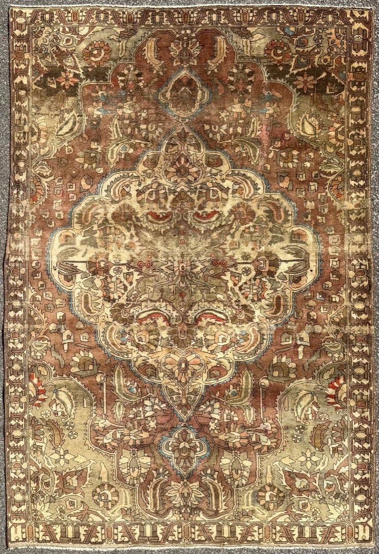ANTIQUE PERSIAN BAKHTIARI HAND KNOTTED RUG, 6.7 x 9.7 (201cm x 292cm) (1 of 6)