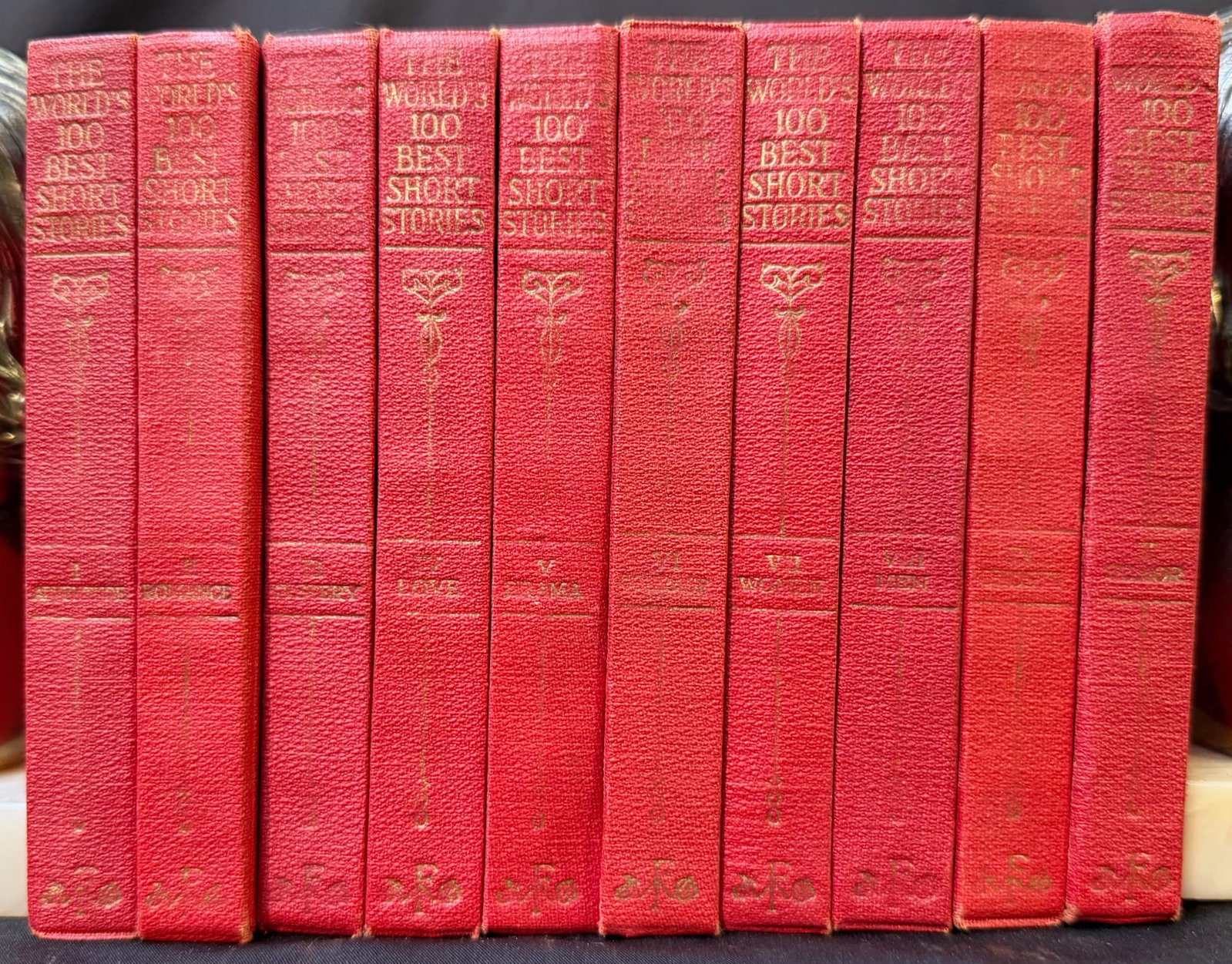 THE WORLDS 100 BEST SHORT STORIES, 10 VOLUMES, 1927: 1927. New York. Funk and Wagnalls Company. Complete in 10 volumes. All volumes are in Very Good condition. All volumes have red cloth hard covers. Black lettering for the title on the spine and on the