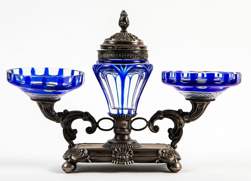 Antique Austro-Hungarian desktop mustard, salt, and pepper set - Crute Set, from the Biedermeier: Antique Austro-Hungarian desktop mustard, salt, and pepper set - Crute Set, from the Biedermeier period, dated 1820, made of 13 LOTH silver, combined with layered blue and clear crystal, cut to clear 