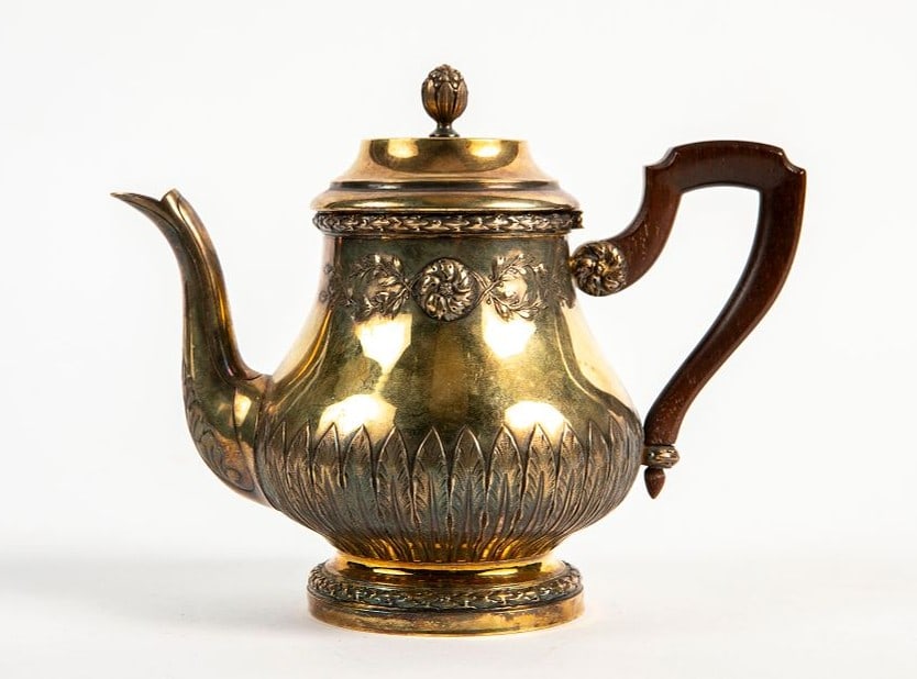 Antique French Tea extract jug, made of silver and vermeil (gold-plated), French silver hallmarks: Antique French Tea extract jug, made of silver and vermeil (gold-plated), French silver hallmarks and the maker's mark of the renowned Ernest Comp?¨re (active between 1868-1888 on 79 Rue Quincampoix,