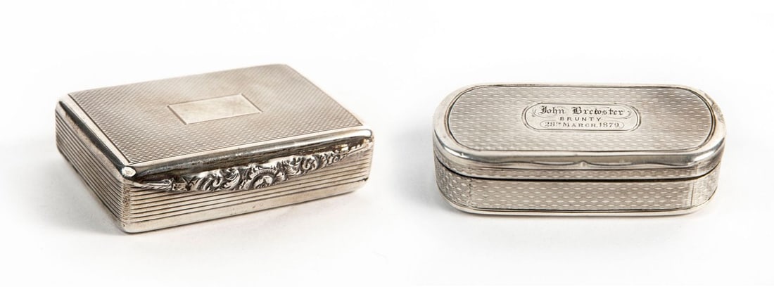 Lot of antique English silver boxes- 1. Antique 19th-century English silver box, decorated with (1 of 14)