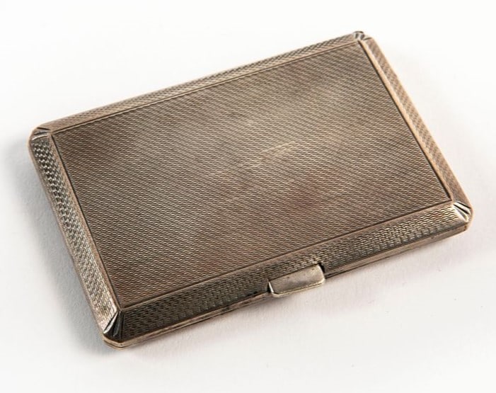 Cigarette box, from the Art Deco period, made of 900 silver, decorated with a monogram on the (1 of 6)