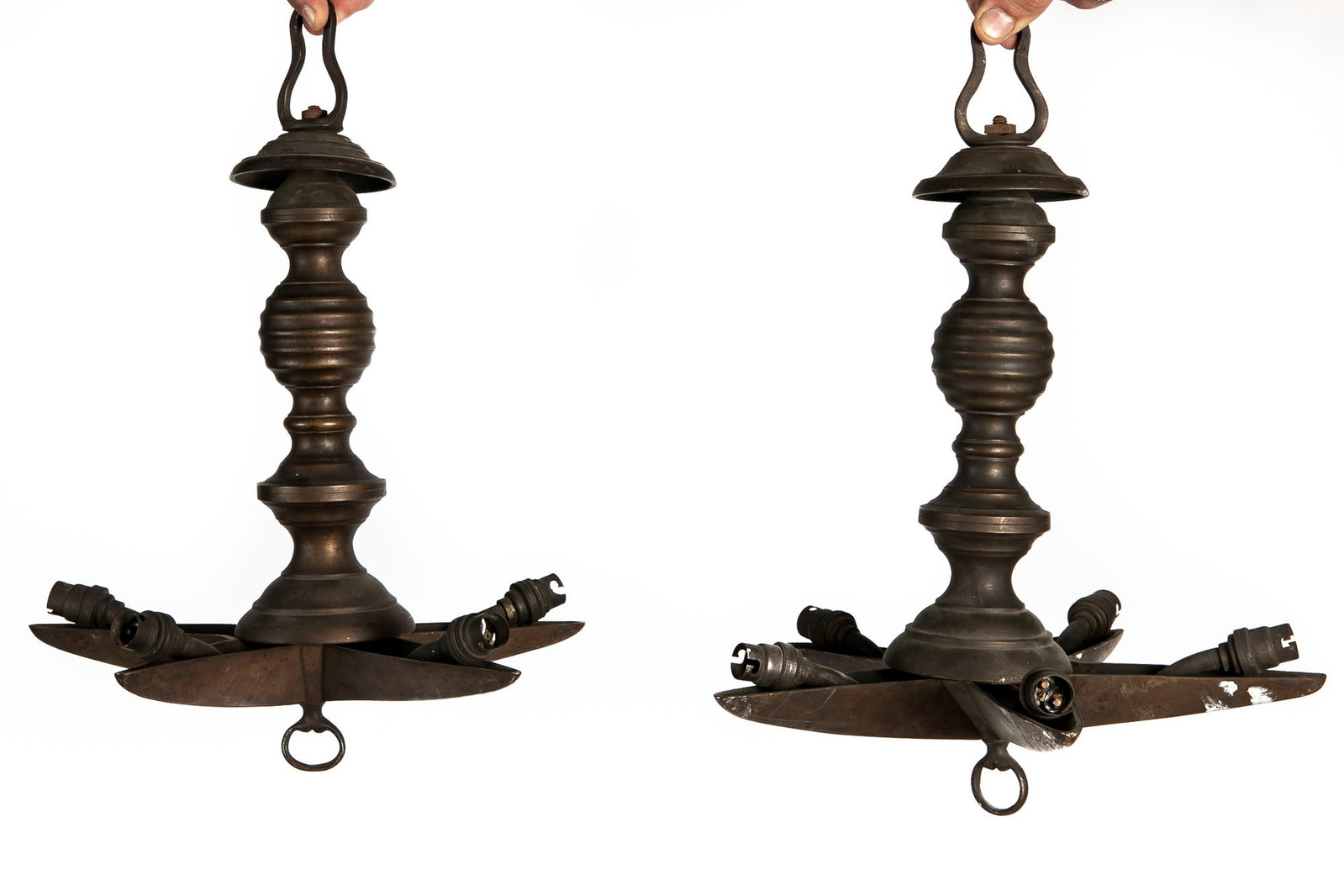 A pair of antique Judenstern lamps, made of bronze, converted to electricity, Height: 39 cm, Width:: A pair of antique Judenstern lamps, made of bronze, converted to electricity, Height: 39 cm, Width: 30 cm,