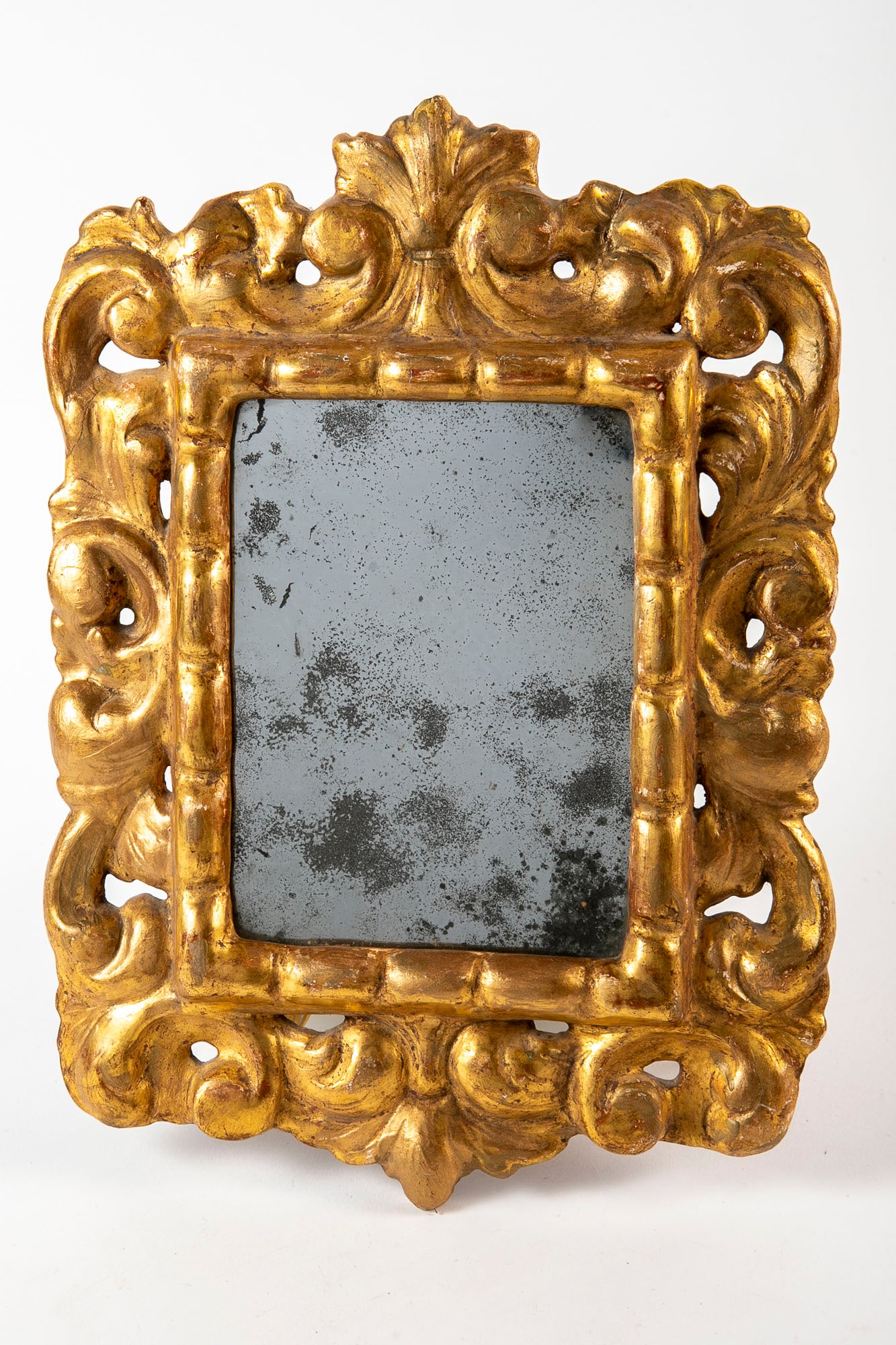 An antique Italian mirror from the Baroque period from the beginning of the 18th century, made of (1 of 4)
