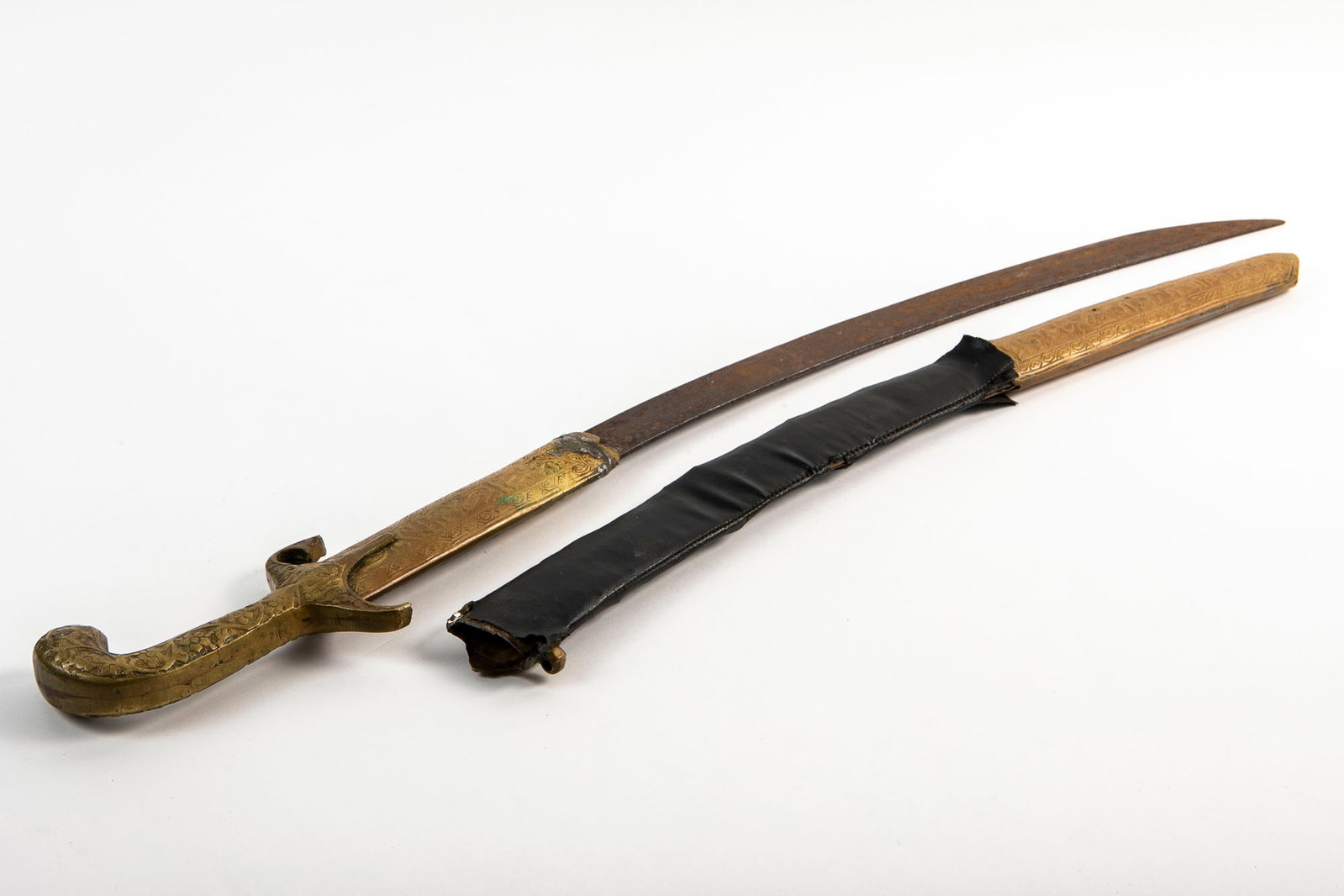 An antique Islamic sword from the 19th century, Length with the sheath: 80 cm, length without the (1 of 6)