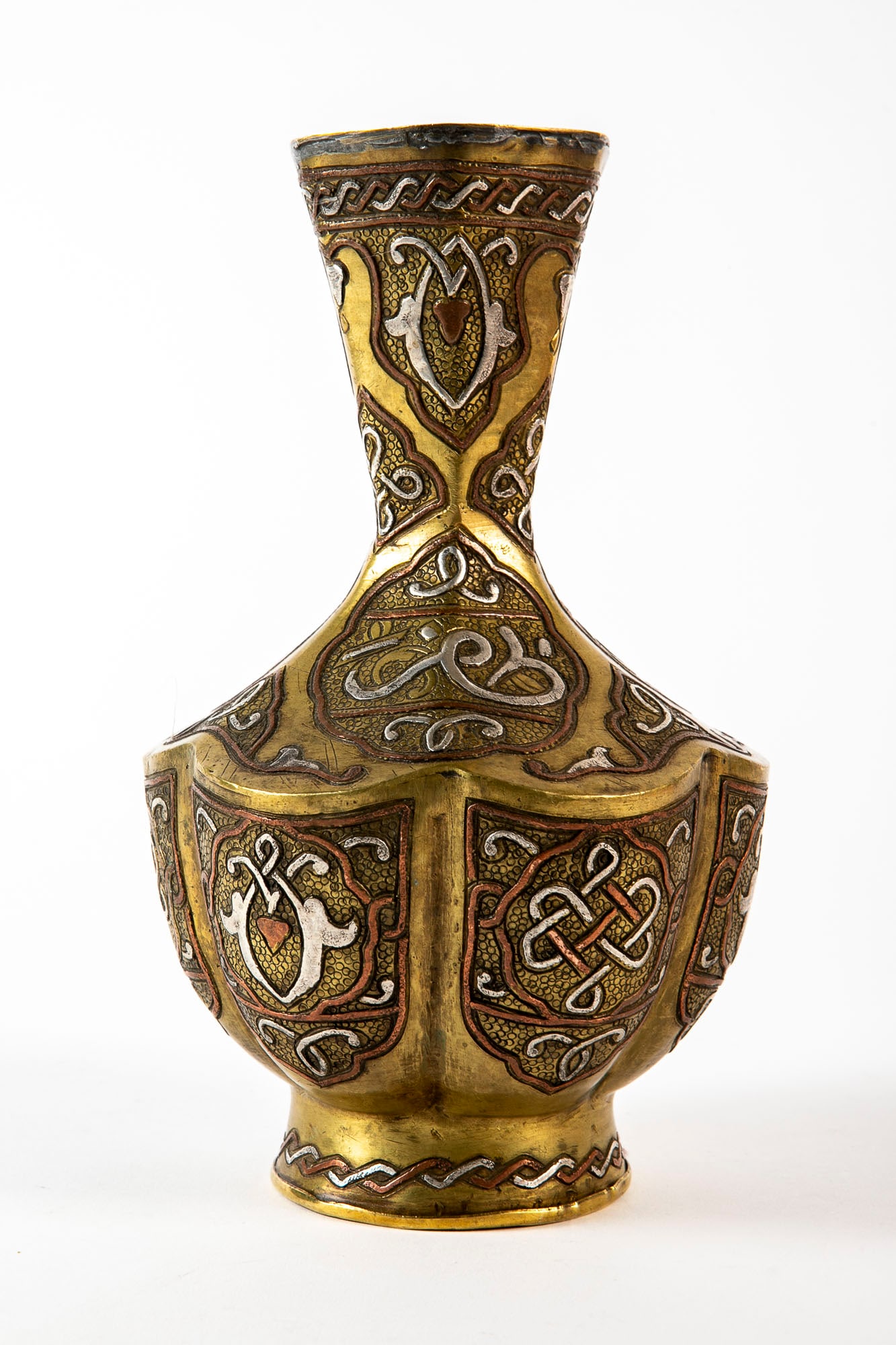 Islamic vase, decorated with Damascus work, Height: 23 cm, width: 14 cm, (1 of 3)