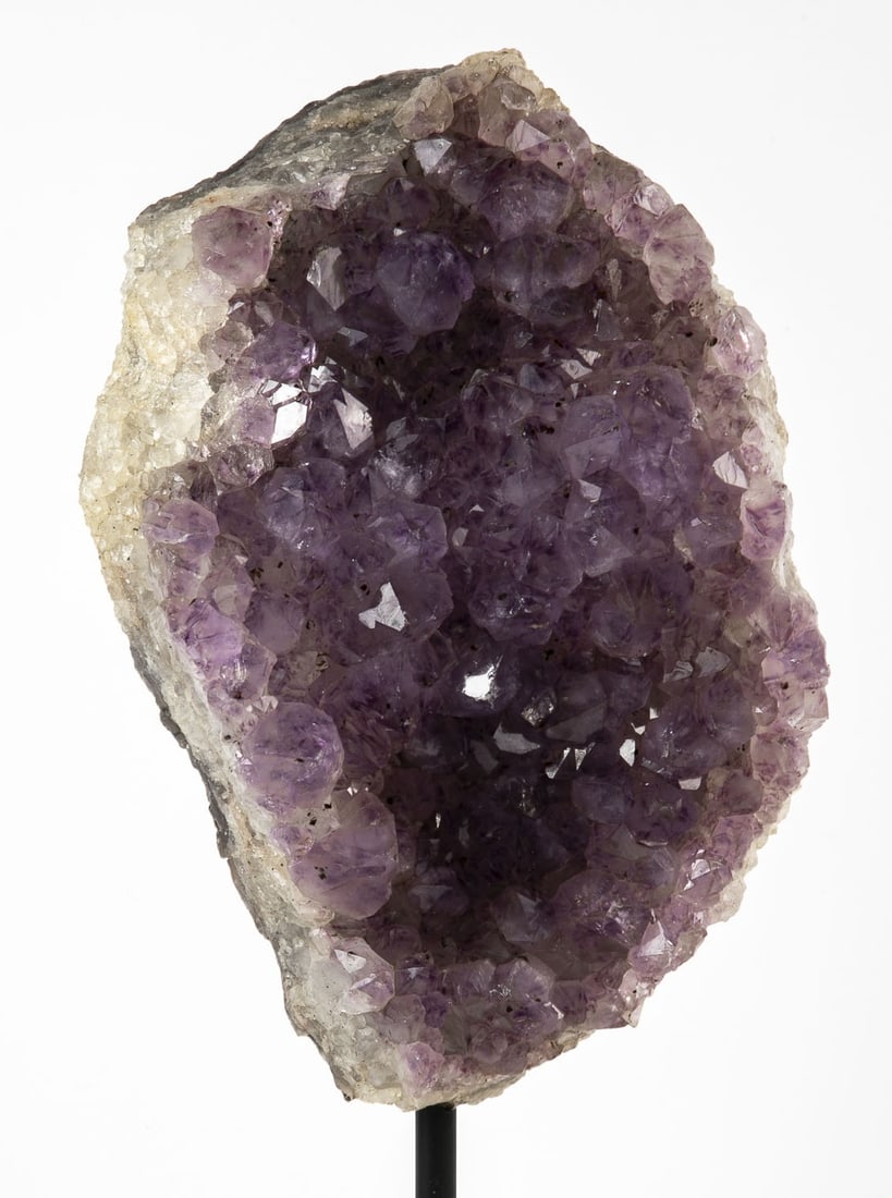 A natural amethyst stone (Achalma), comes on a custom stand, Total weight: 4360 grams, total height: (1 of 6)