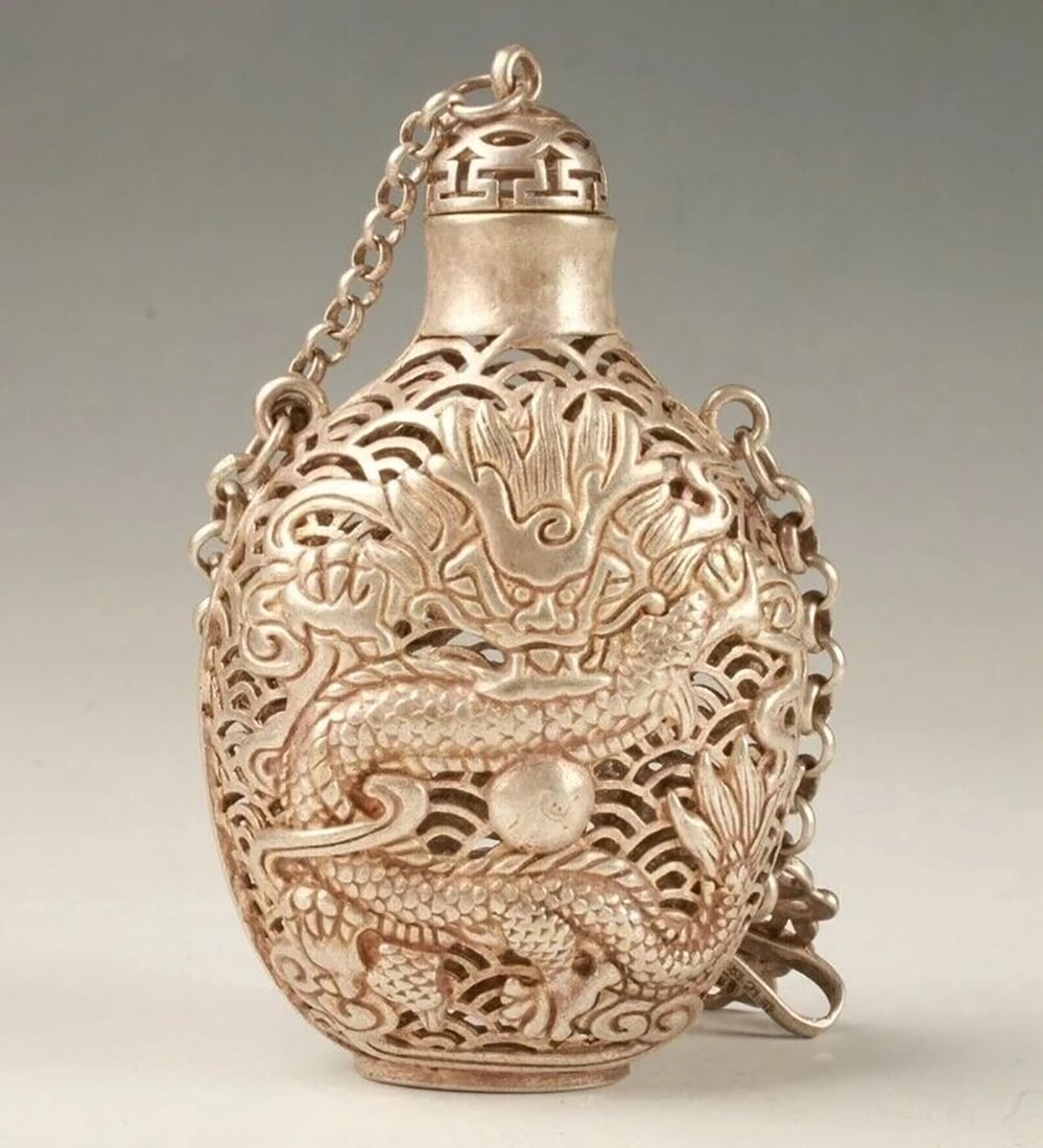 Tibet Carved Hollow Copper Pendant Snuff Bottle (1 of 5)