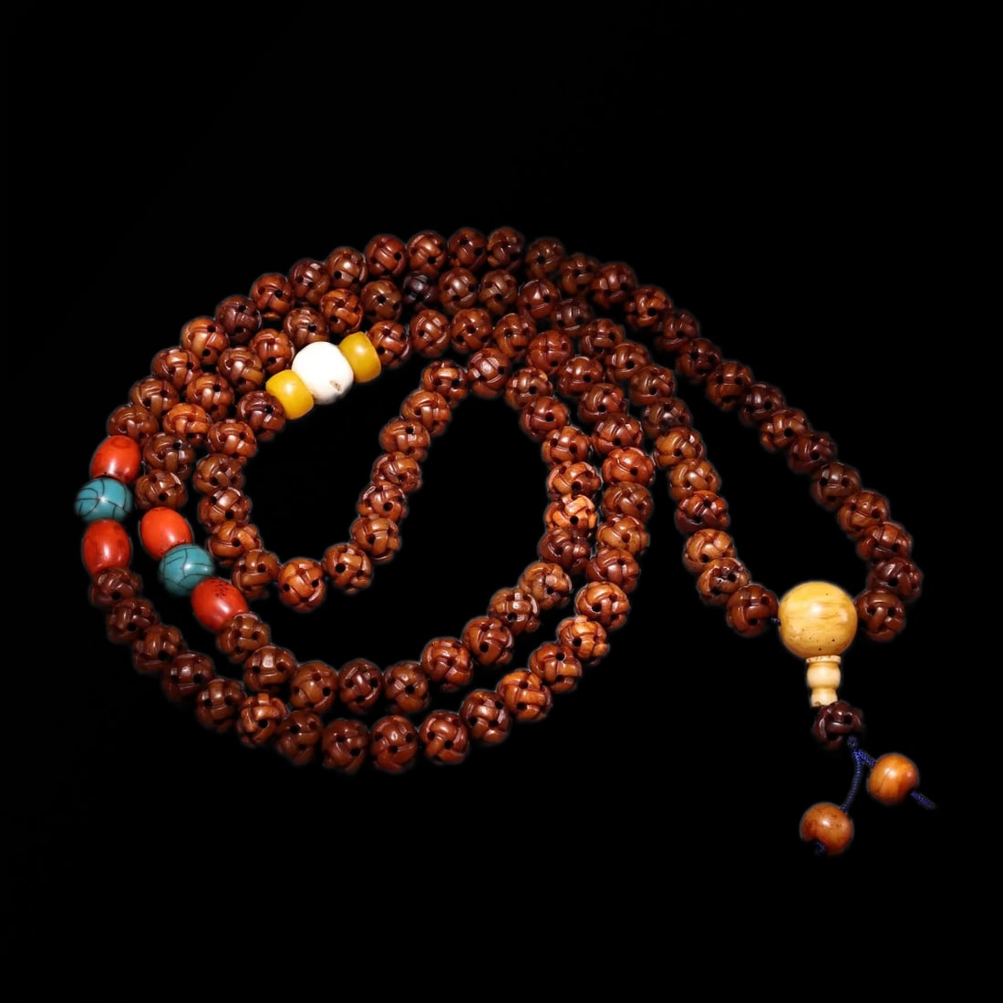 Vintage Eagle Bone Buddha Beads Bracelet Necklace: Size: Length 65 cm - Width 1.4 cm. Weight 0.3 kg. Materials: Hollow eagle bone, Buddha beads. Condition: It has a look from a bygone era. This Tibetan Temple collection piece features a mesmerizing bl